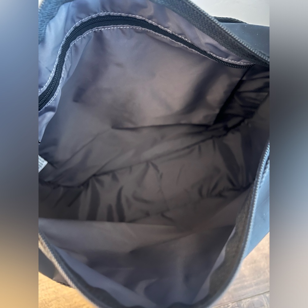 LeSportsac Crossbody Bag (with Key/Coin Purse) - Picture 9 of 15
